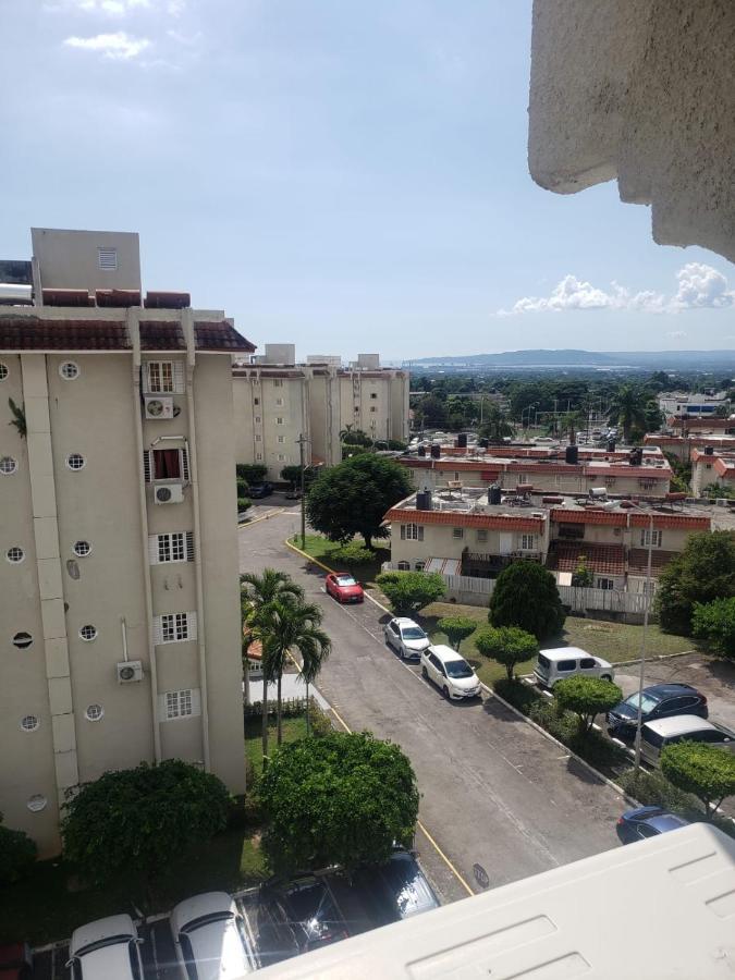 Vantage Place Kingston Bagian luar foto