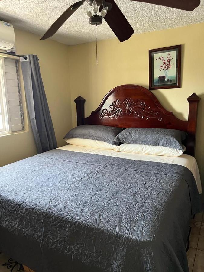 Vantage Place Kingston Bagian luar foto