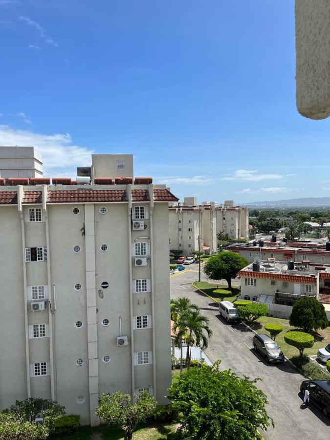 Vantage Place Kingston Bagian luar foto